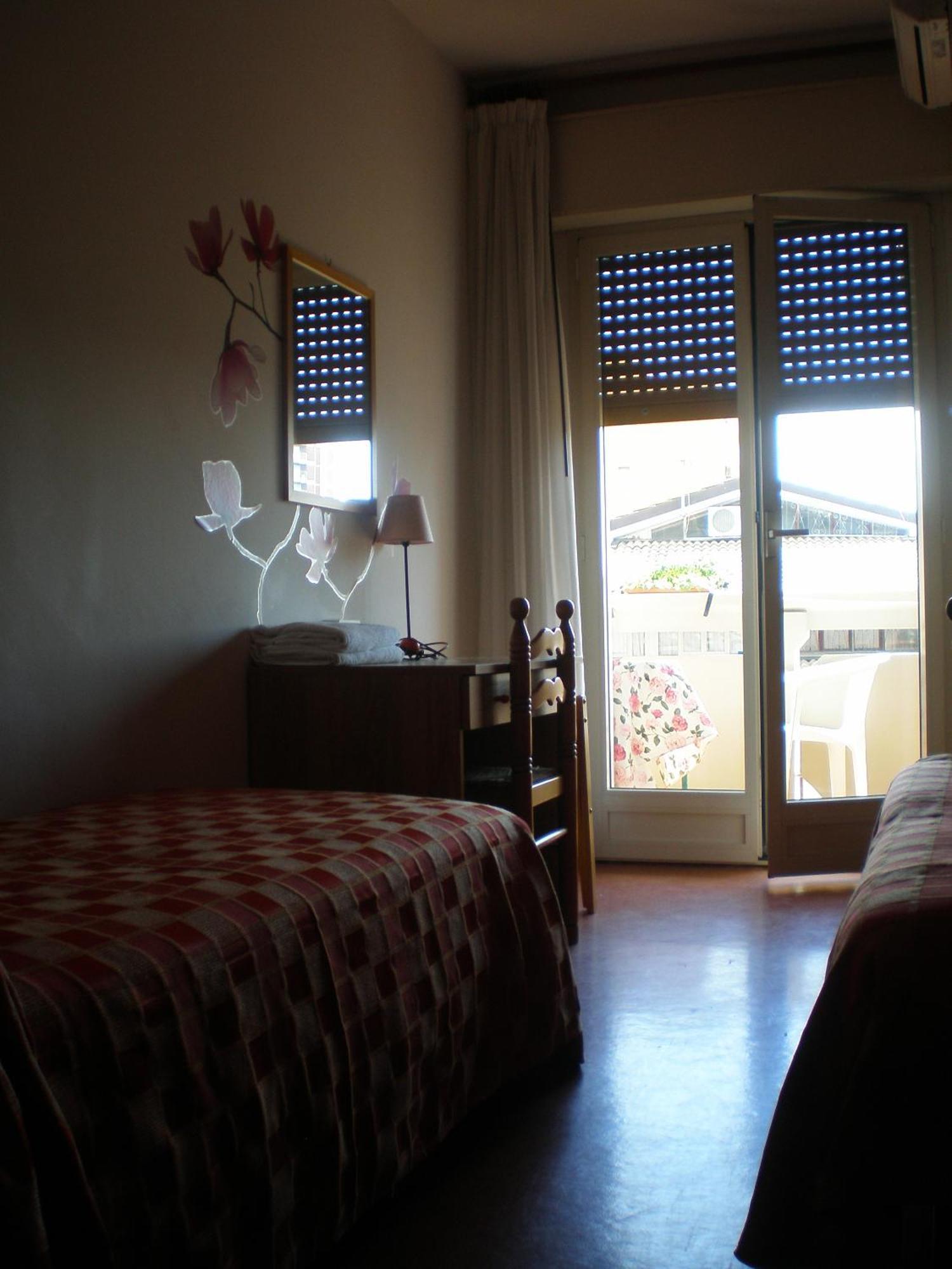 Hotel Rosapineta - Adults Only 利尼亚诺萨比亚多罗 外观 照片