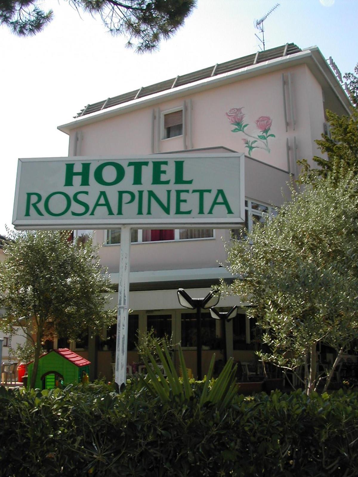 Hotel Rosapineta - Adults Only 利尼亚诺萨比亚多罗 外观 照片